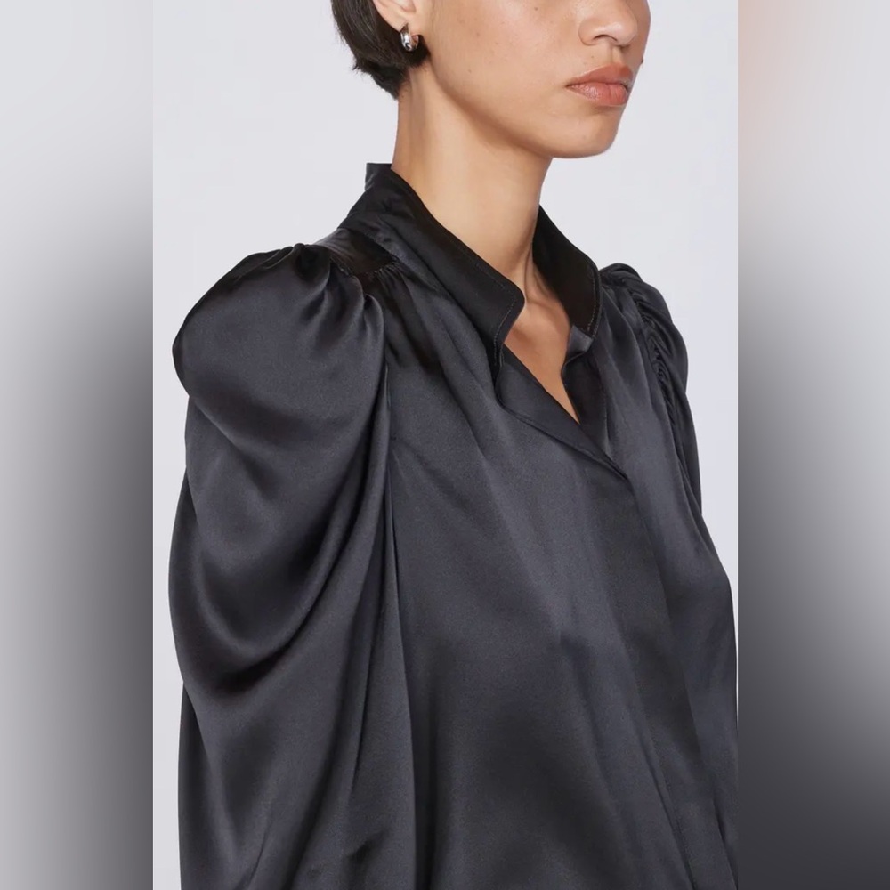 FRAME Gillian Long Sleeve Black Silk Top, M